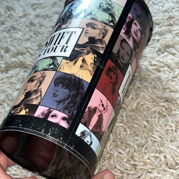 EXCLUSIVE AMC TAYLOR SWIFT 44oz Cup Eras Tour - Picture 7 of 7